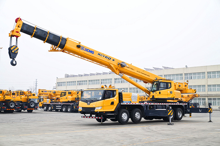 XCMG Official 60 Ton Jib Lifting Crane XCT60_M China Mobile Jib Crane Truck Price